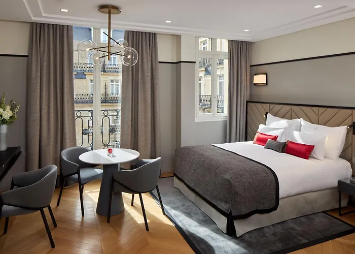 Fraser Suites Le Claridge Champs-Elysées Parigi